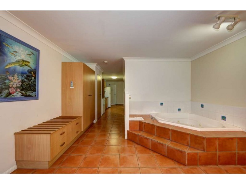 Villa 25 Pebble Beach Drive, Coral Cove QLD 4670
