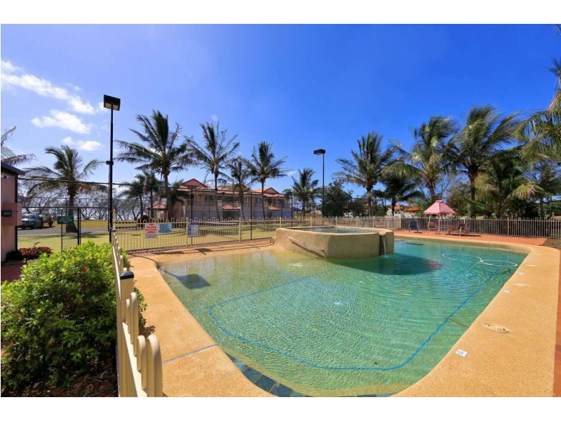 Villa 25 Pebble Beach Drive, Coral Cove QLD 4670