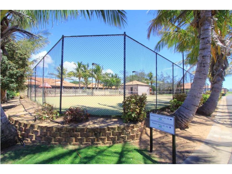 Villa 25 Pebble Beach Drive, Coral Cove QLD 4670