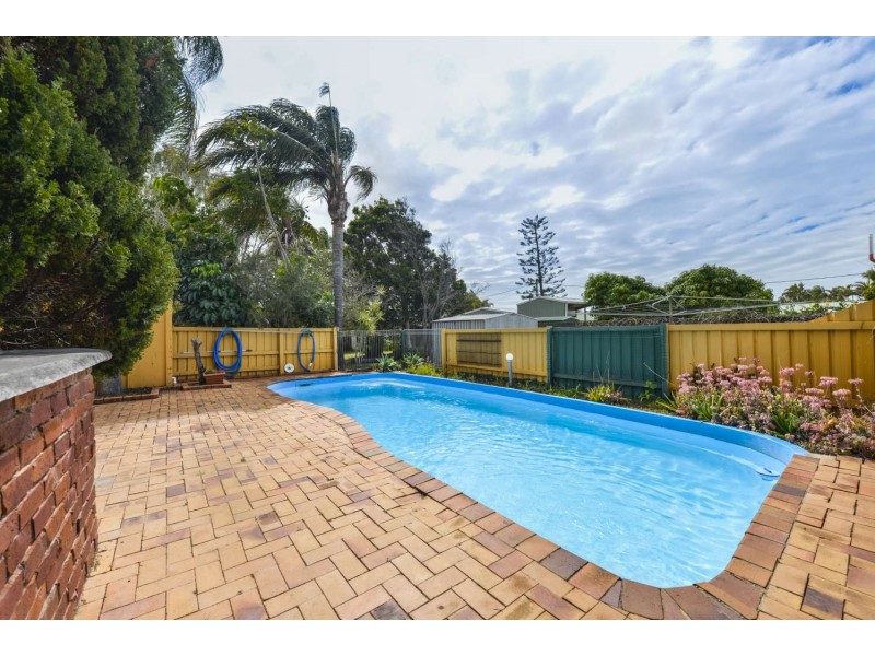 63 Watsons Road, Bargara QLD 4670