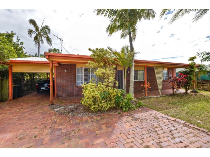 63 Watsons Road, Bargara QLD 4670