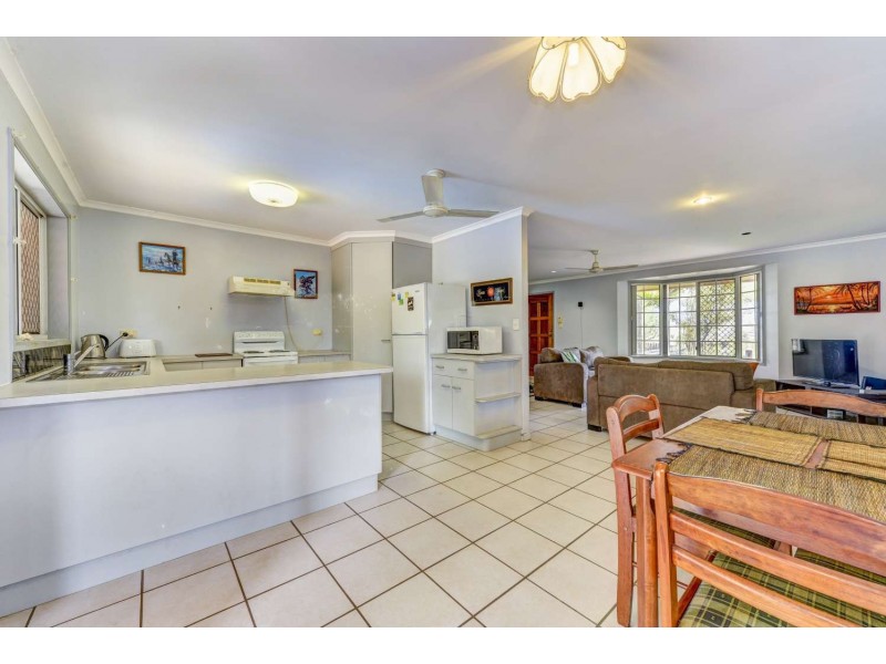 63 Watsons Road, Bargara QLD 4670