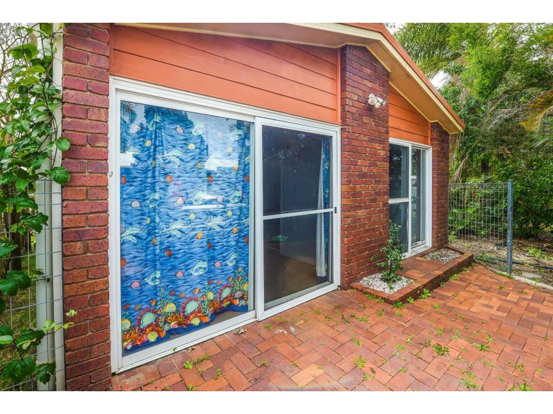 63 Watsons Road, Bargara QLD 4670