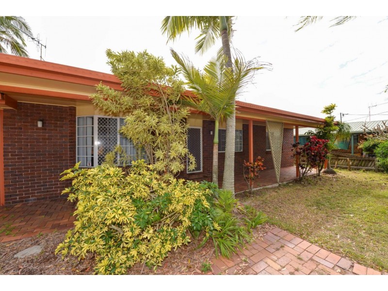 63 Watsons Road, Bargara QLD 4670