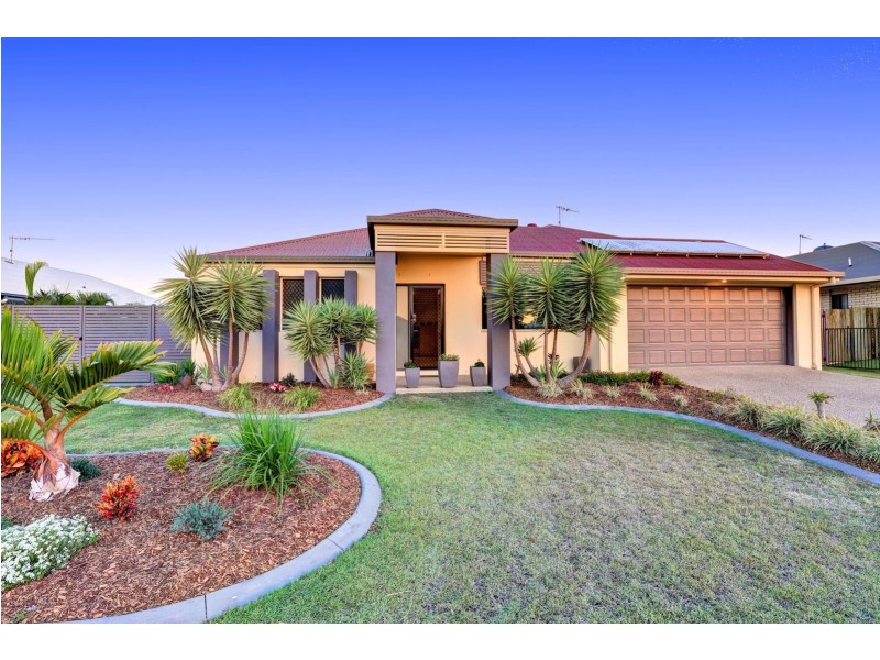 9 Blain Street, Bargara QLD 4670