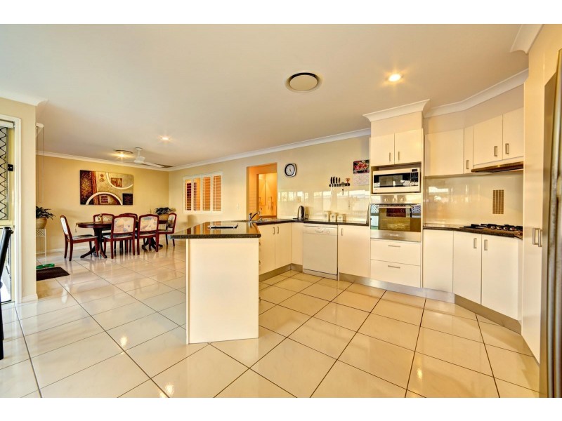 9 Blain Street, Bargara QLD 4670