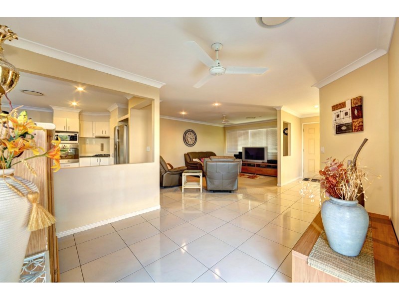 9 Blain Street, Bargara QLD 4670