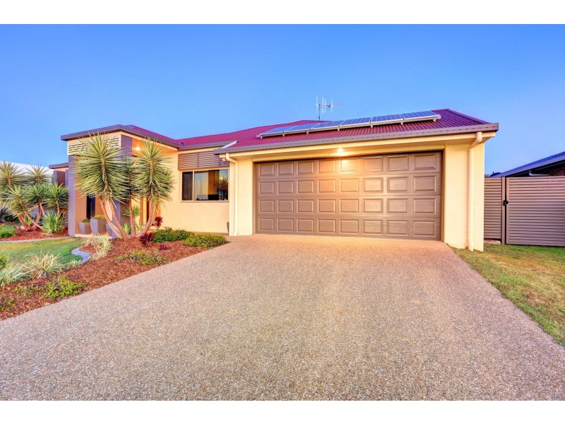 9 Blain Street, Bargara QLD 4670