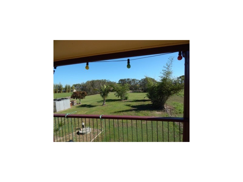 106 Rowlands Road, Burnett Heads QLD 4670