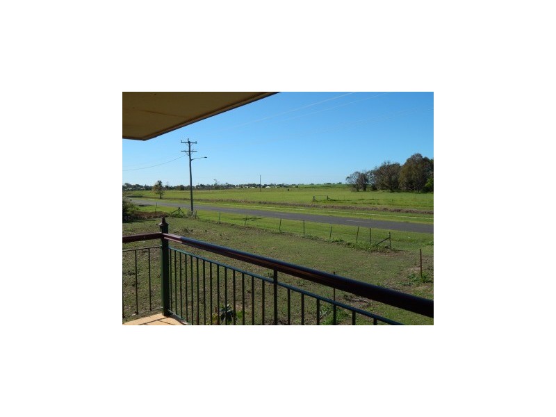 106 Rowlands Road, Burnett Heads QLD 4670