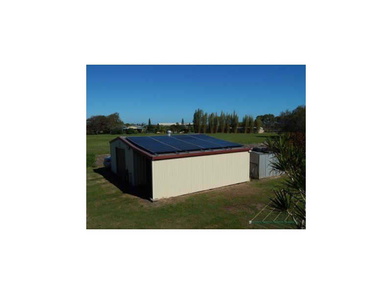 106 Rowlands Road, Burnett Heads QLD 4670