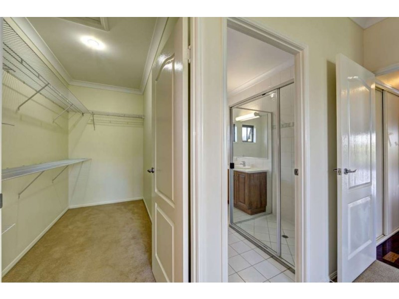 14 Robert John Circuit, Coral Cove QLD 4670