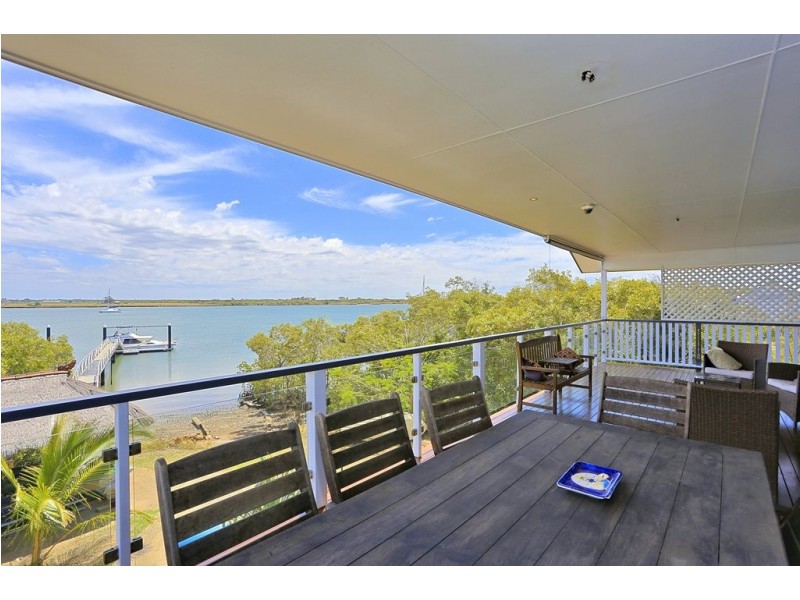 22 Corser Street, Burnett Heads QLD 4670