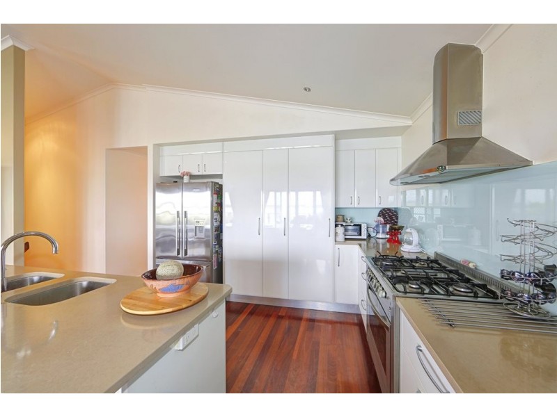 22 Corser Street, Burnett Heads QLD 4670