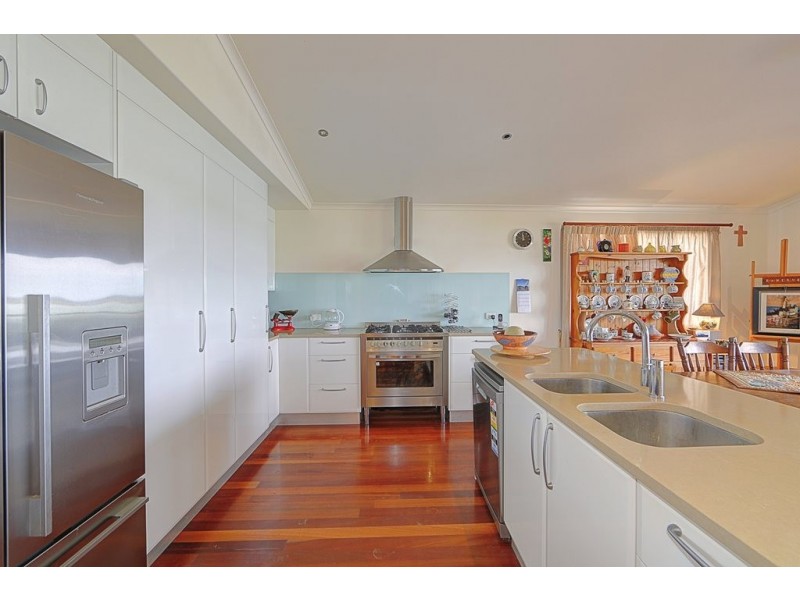 22 Corser Street, Burnett Heads QLD 4670