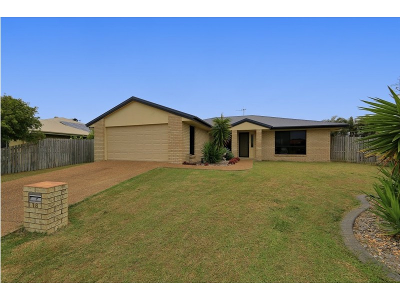 18 Toppers Drive, Coral Cove QLD 4670