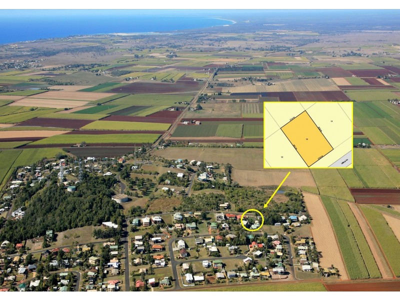 12 Hilltop Avenue, Qunaba QLD 4670