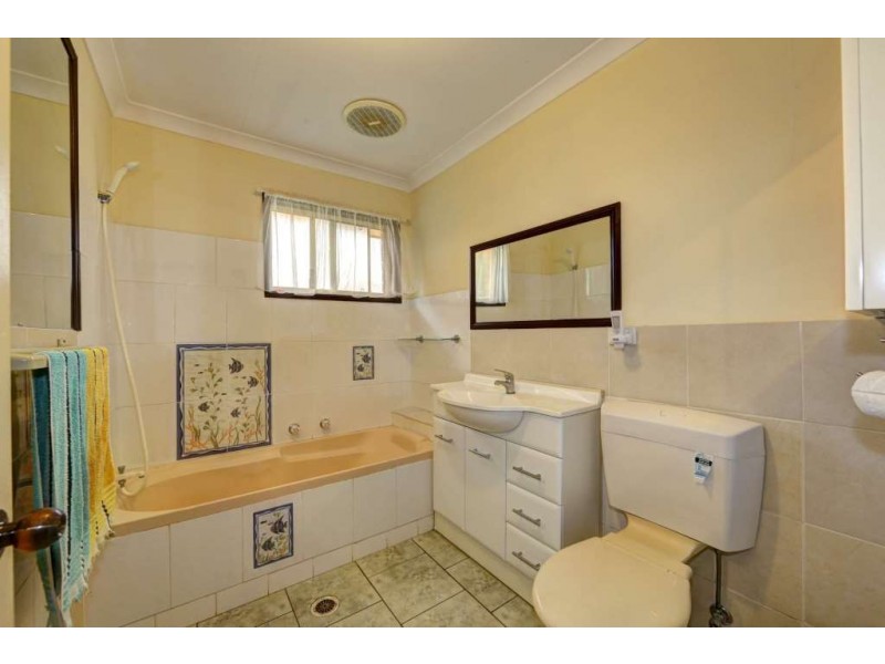 48 Spinnaker Boulevard, Innes Park QLD 4670