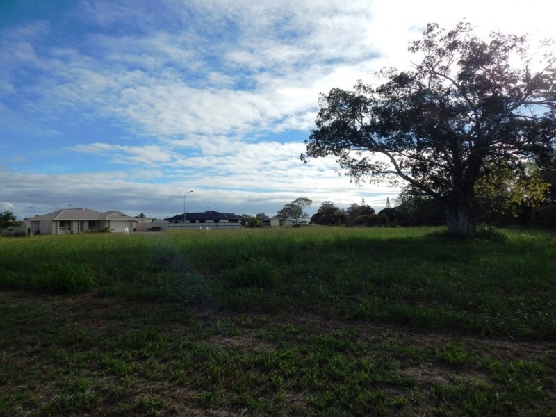 21 (Lot 222) Avalon Street, Burnett Heads QLD 4670