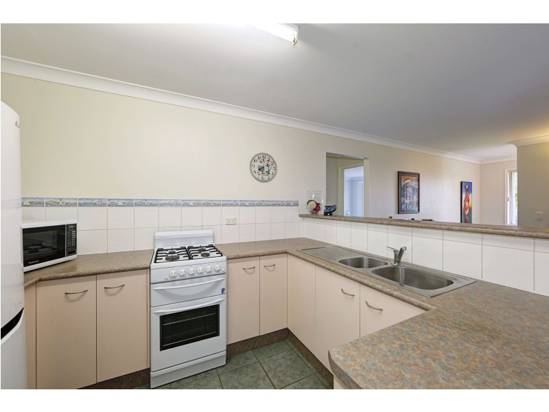 10 Wilfred Street, Bargara QLD 4670