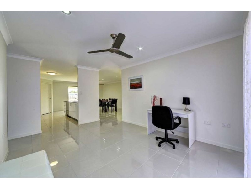 2 Sandstone Street, Burnett Heads QLD 4670