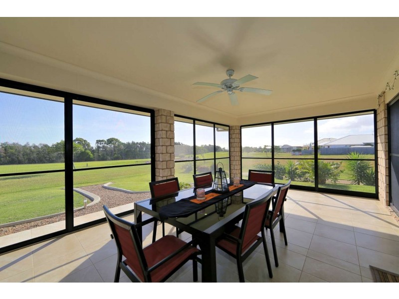 44 Bisdee Street, Coral Cove QLD 4670