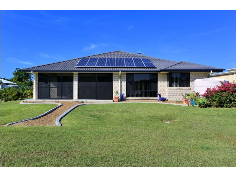 44 Bisdee Street, Coral Cove QLD 4670