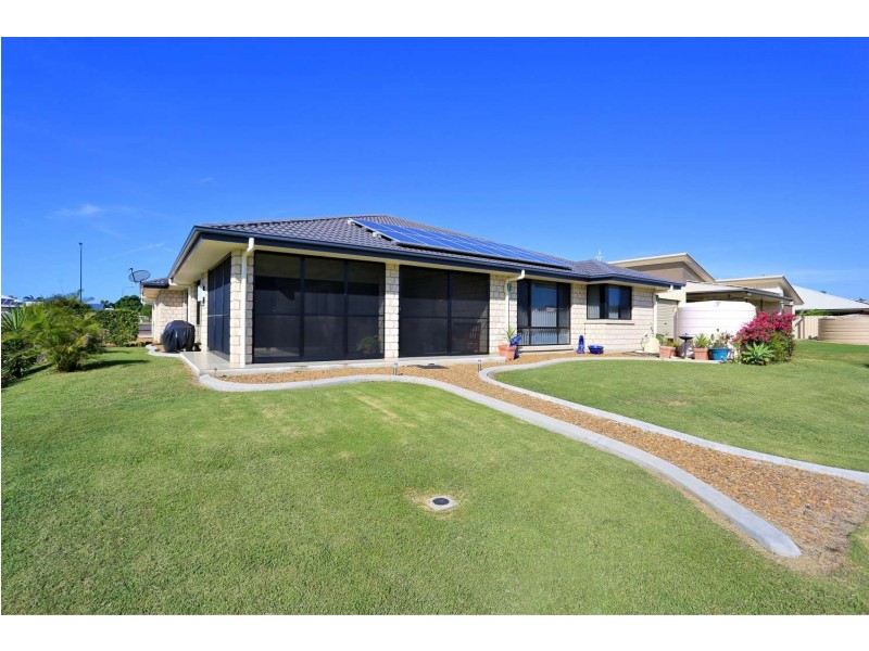 44 Bisdee Street, Coral Cove QLD 4670