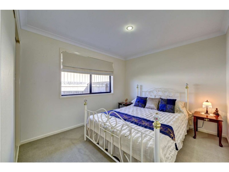 44 Bisdee Street, Coral Cove QLD 4670