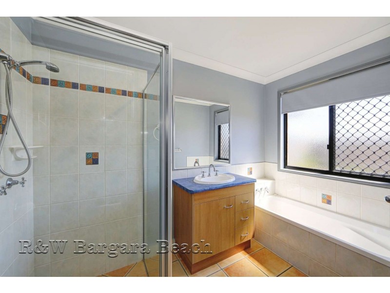 225 Barolin Esplanade, Coral Cove QLD 4670