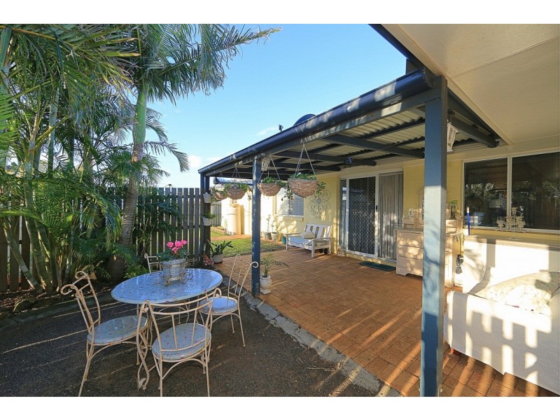 6 Belmonte Drive, Coral Cove QLD 4670