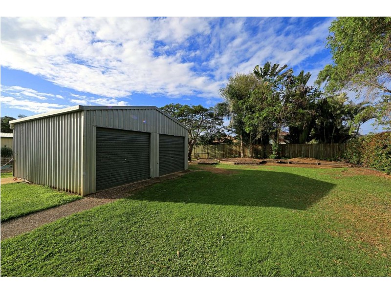 25 Bathurst Street, Elliott Heads QLD 4670