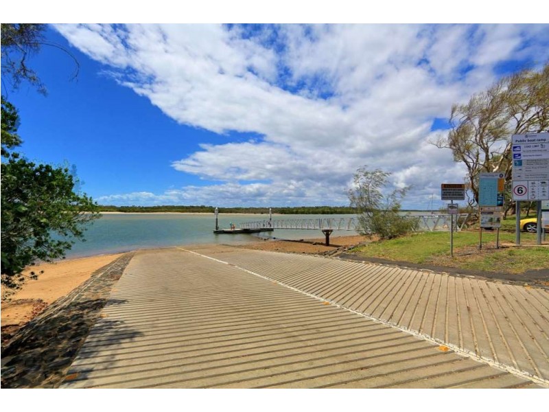 25 Bathurst Street, Elliott Heads QLD 4670