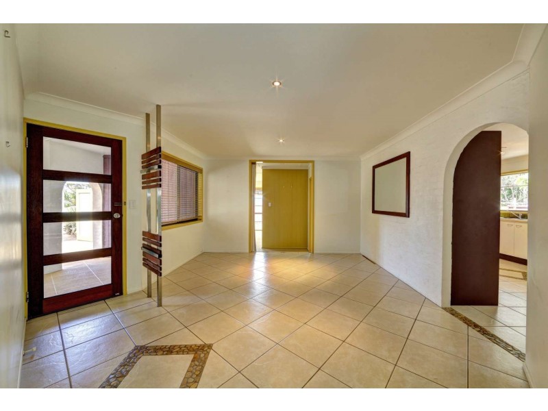 11 Watsons Road, Bargara QLD 4670