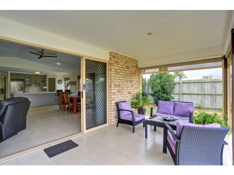 2/8 Francis Place, Innes Park QLD 4670