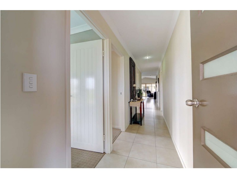 2/8 Francis Place, Innes Park QLD 4670