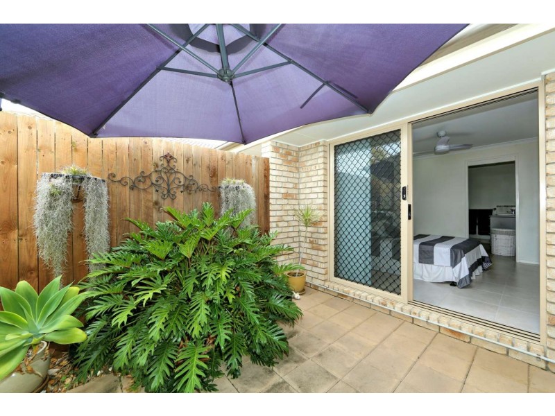 2/8 Francis Place, Innes Park QLD 4670
