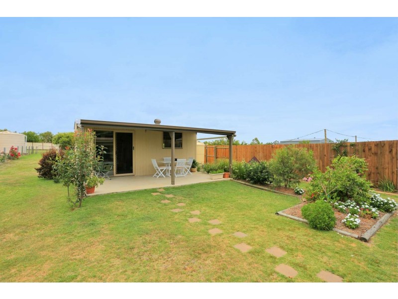 2/8 Francis Place, Innes Park QLD 4670
