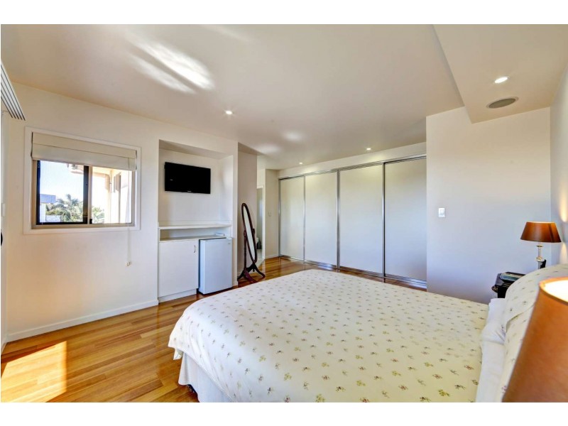 11 Breeze Drive, Bargara QLD 4670