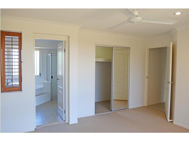 13 Whale Circuit, Bargara QLD 4670