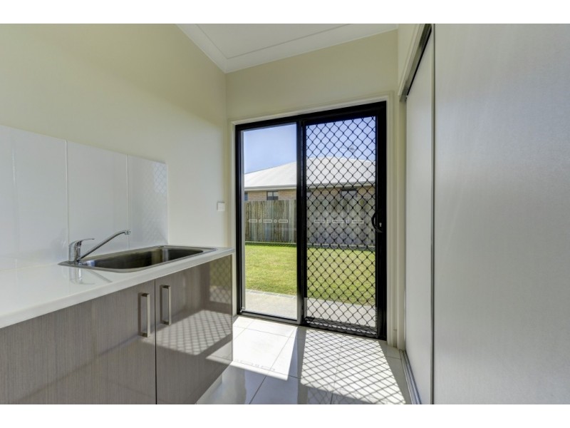 9 Beech Links Drive, Ashfield QLD 4670