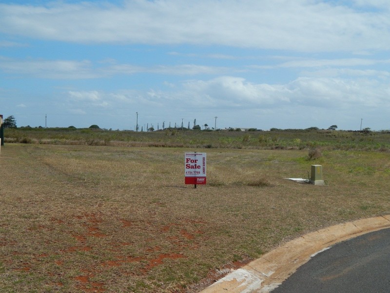 3 Dolphin Court, Elliott Heads QLD 4670