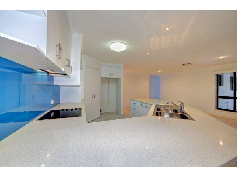 186 Barolin Esplanade, Coral Cove QLD 4670