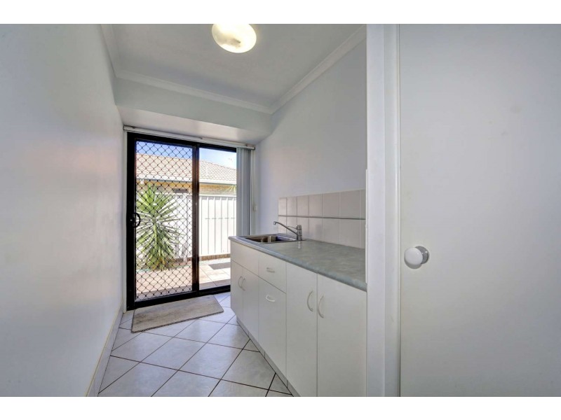 186 Barolin Esplanade, Coral Cove QLD 4670