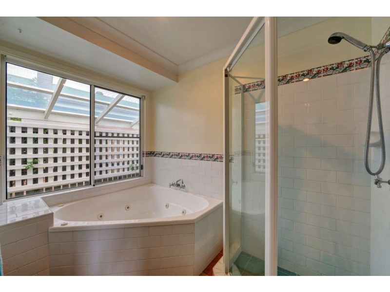 13 Norman Terrace, Bargara QLD 4670