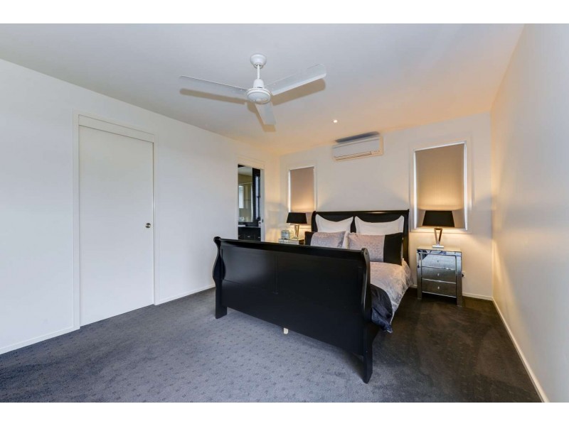 4 Camplin Court, Branyan QLD 4670