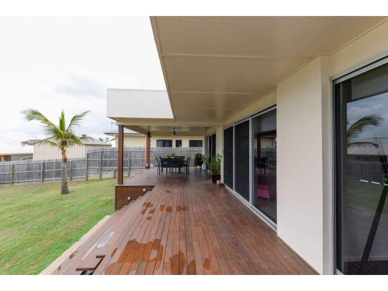 4 Camplin Court, Branyan QLD 4670