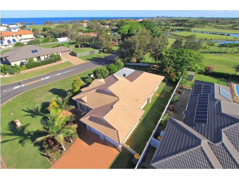 184 Barolin Esplanade, Coral Cove QLD 4670