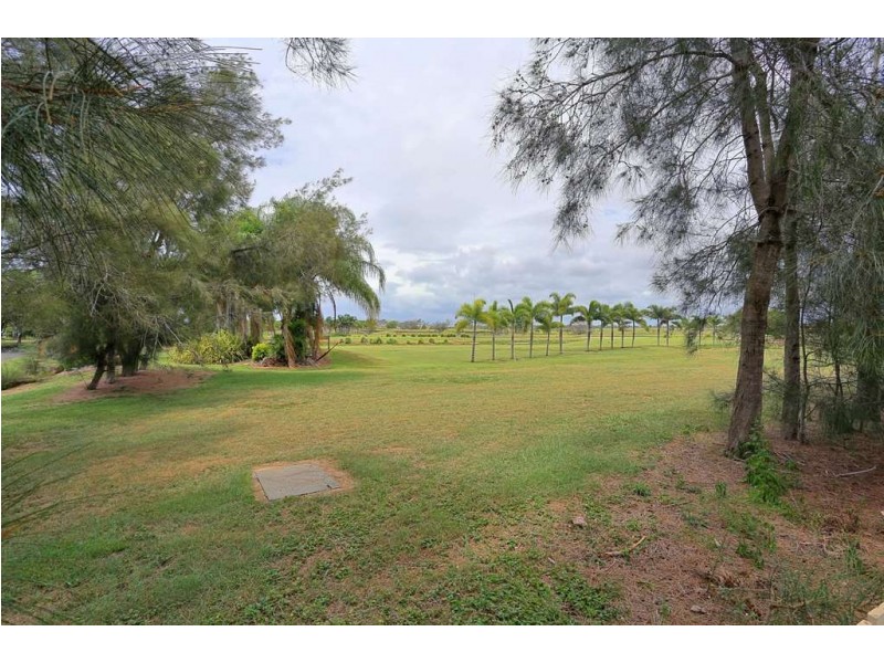 184 Barolin Esplanade, Coral Cove QLD 4670