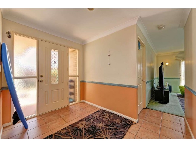 184 Barolin Esplanade, Coral Cove QLD 4670